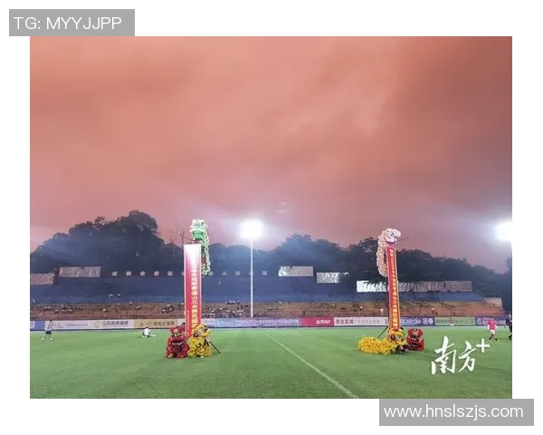 靓妹足球：展现青春活力与运动魅力的女性足球盛宴